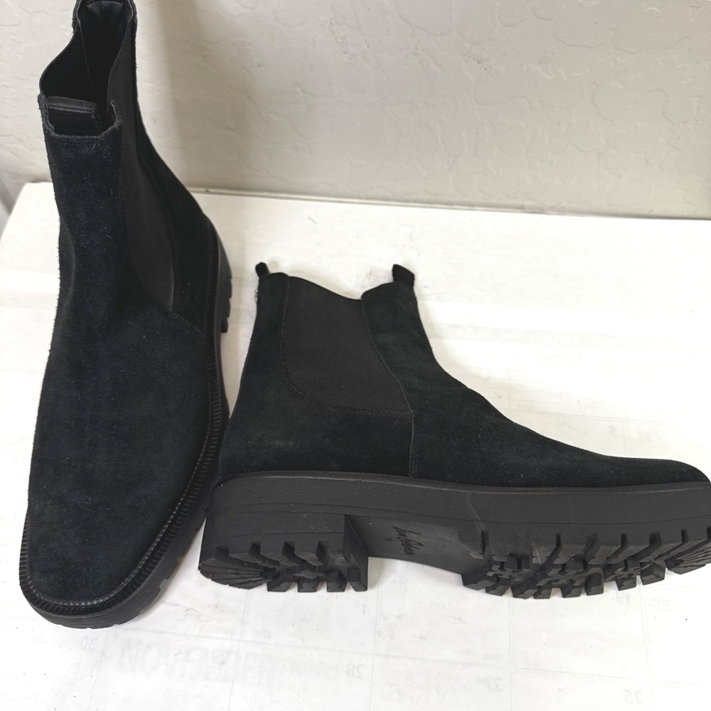 Sam Edelman Laguna Women 9.5 Black Suede Lug Sole Chelsea Boots Ankle Bootie